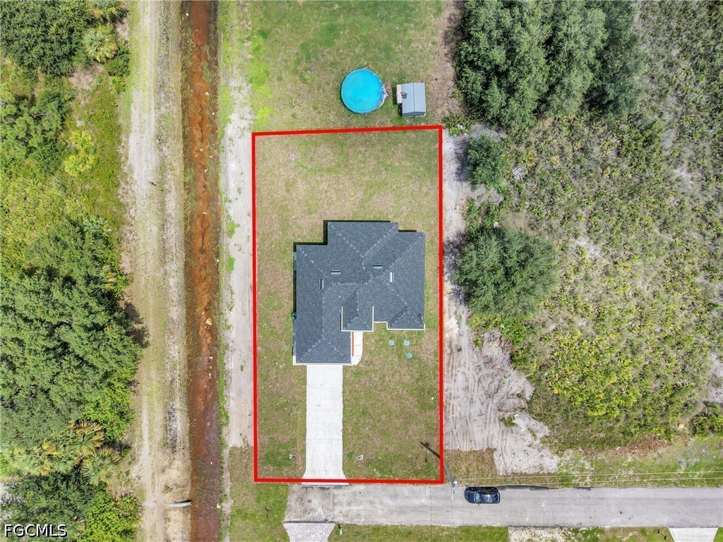 4 Bed SingleFamilyResidence for Sale in Lehigh Acres, photo 11
