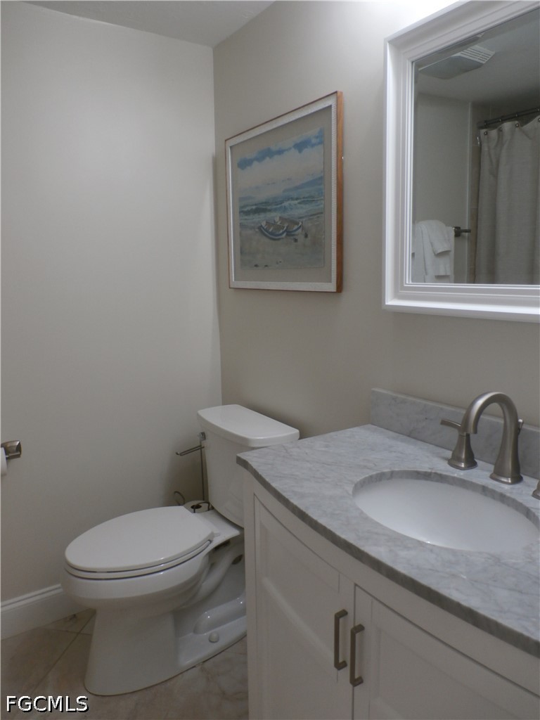 2 Bed Condominium for Sale in Terrace, photo 11