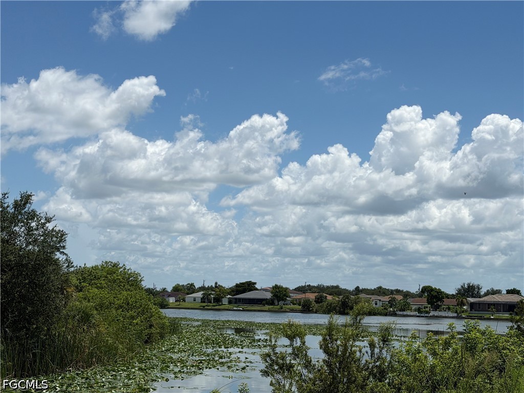 Waterfront Home for Sale in Cape Coral, photo 11