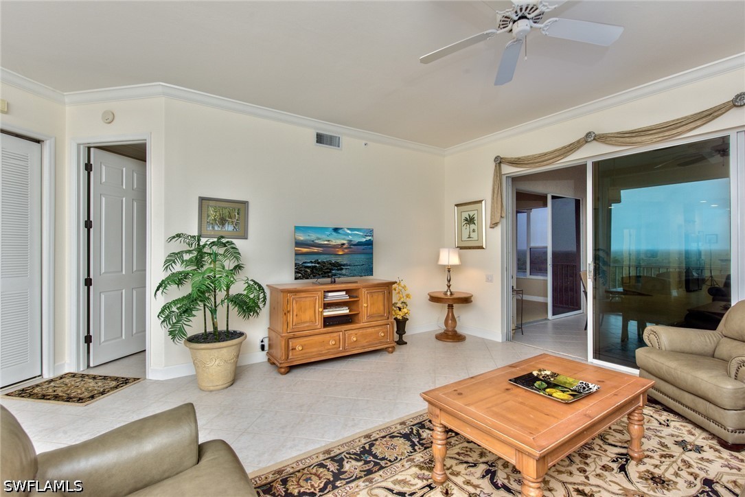 2 Bed Waterfront Home for Sale in Sutton Walk, photo 11