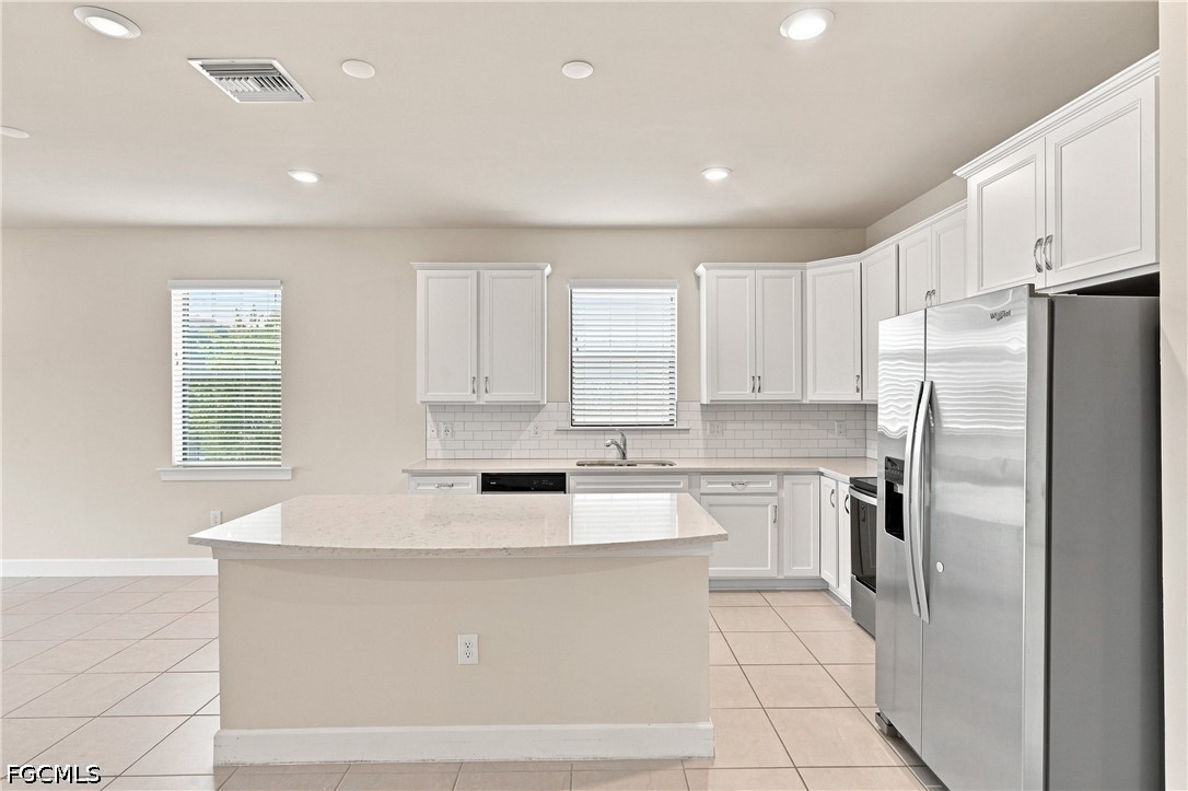 3 Bed Waterfront Home for Sale in Fort Myers, photo 11