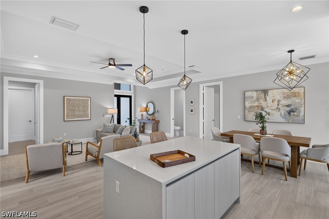 3 Bed SingleFamilyResidence for Sale in Naples, photo 11