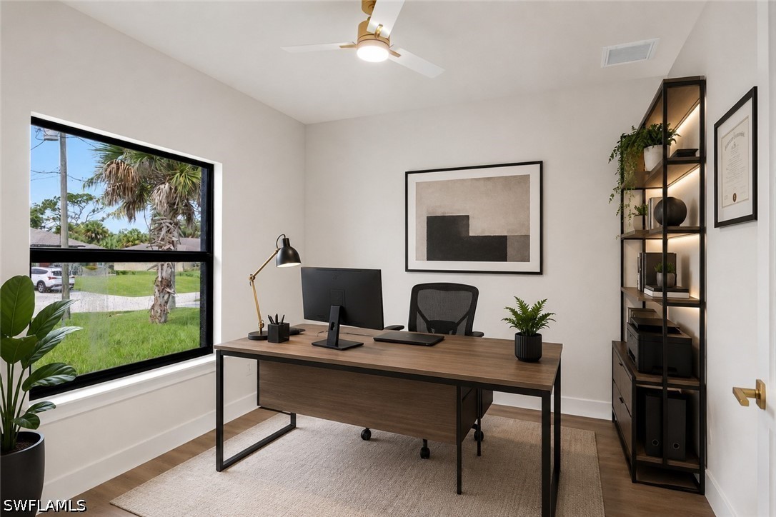 3 Bed SingleFamilyResidence for Sale in North Port, photo 11