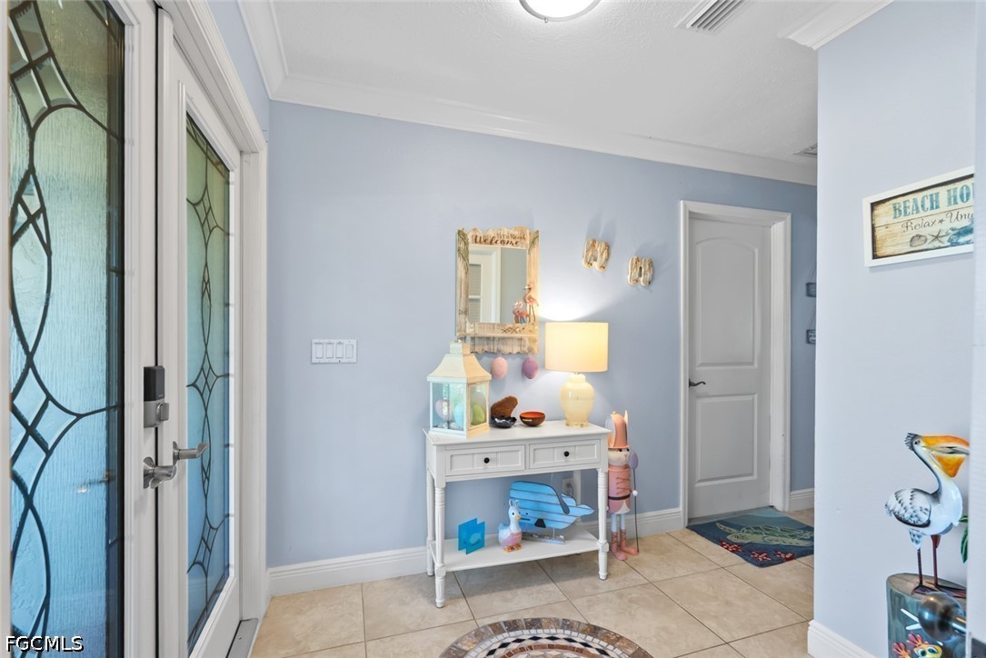 3 Bed Pool Home for Sale in Cape Coral, photo 11