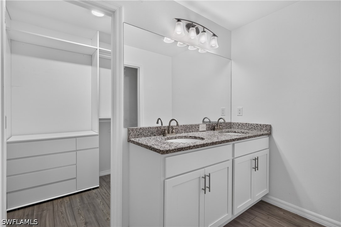 4 Bed SingleFamilyResidence for Sale in Cape Coral, photo 11