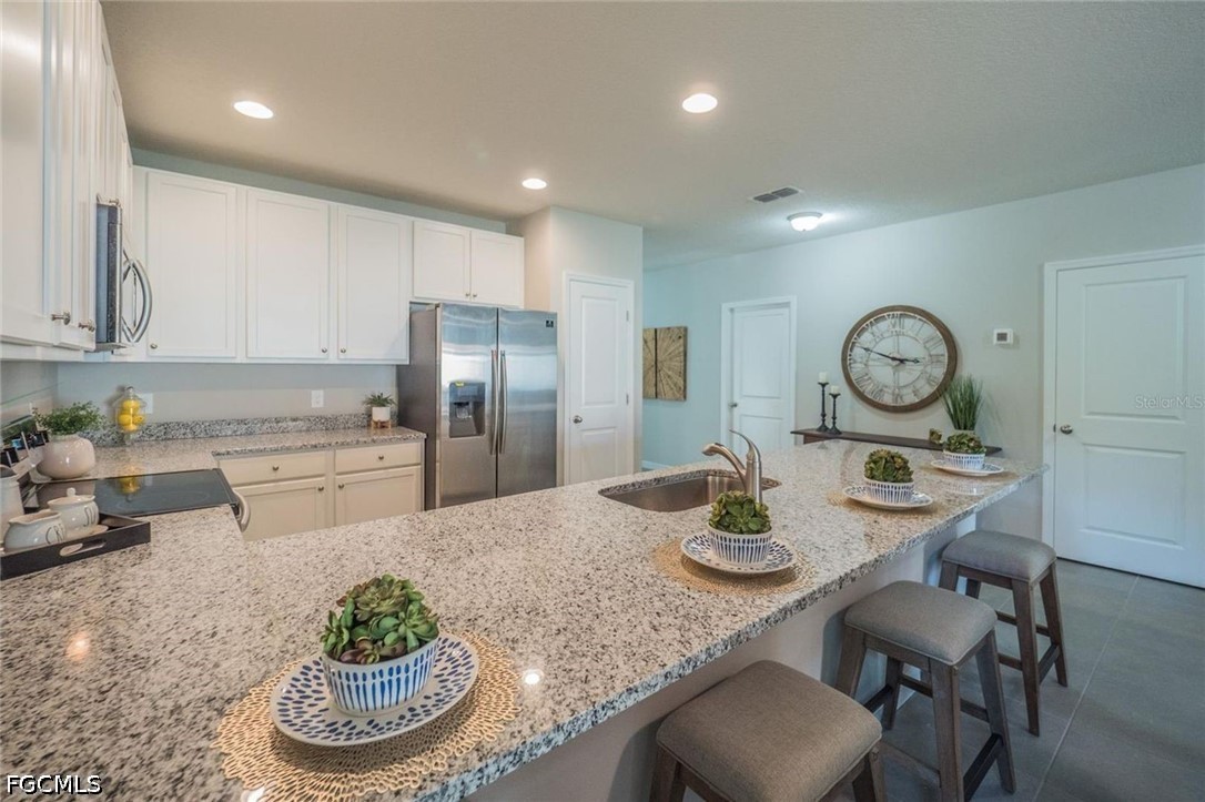 4 Bed SingleFamilyResidence for Sale in Cape Coral, photo 11