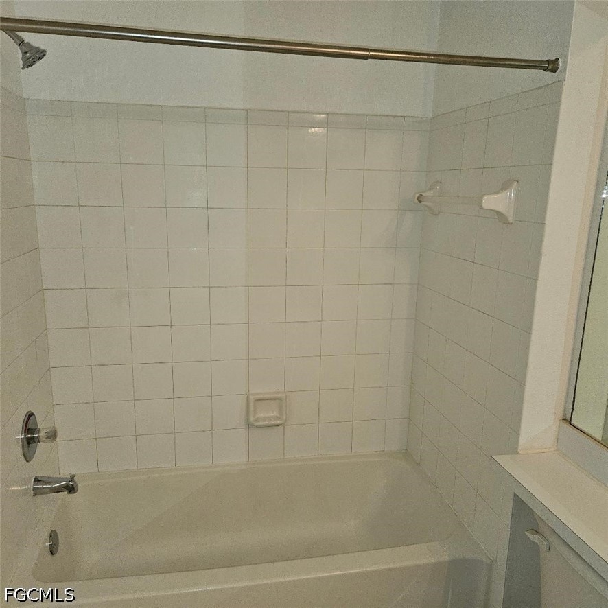 1 Bed Condominium for Sale in Tuscany Gardens, photo 11
