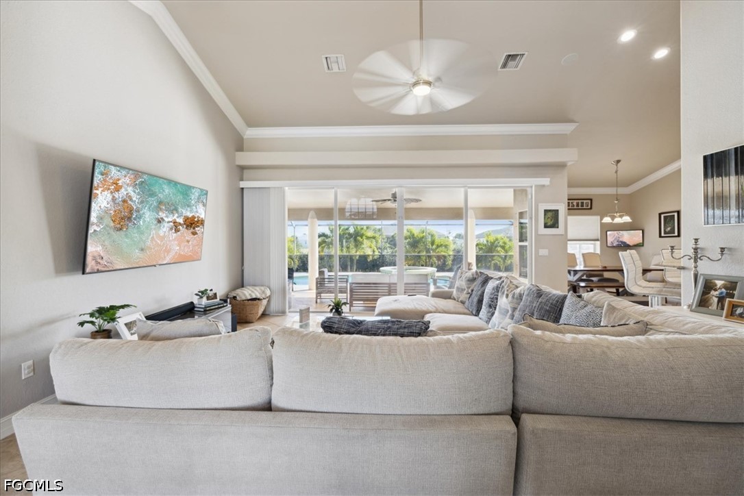 3 Bed Pool Home for Sale in Cape Coral, photo 11