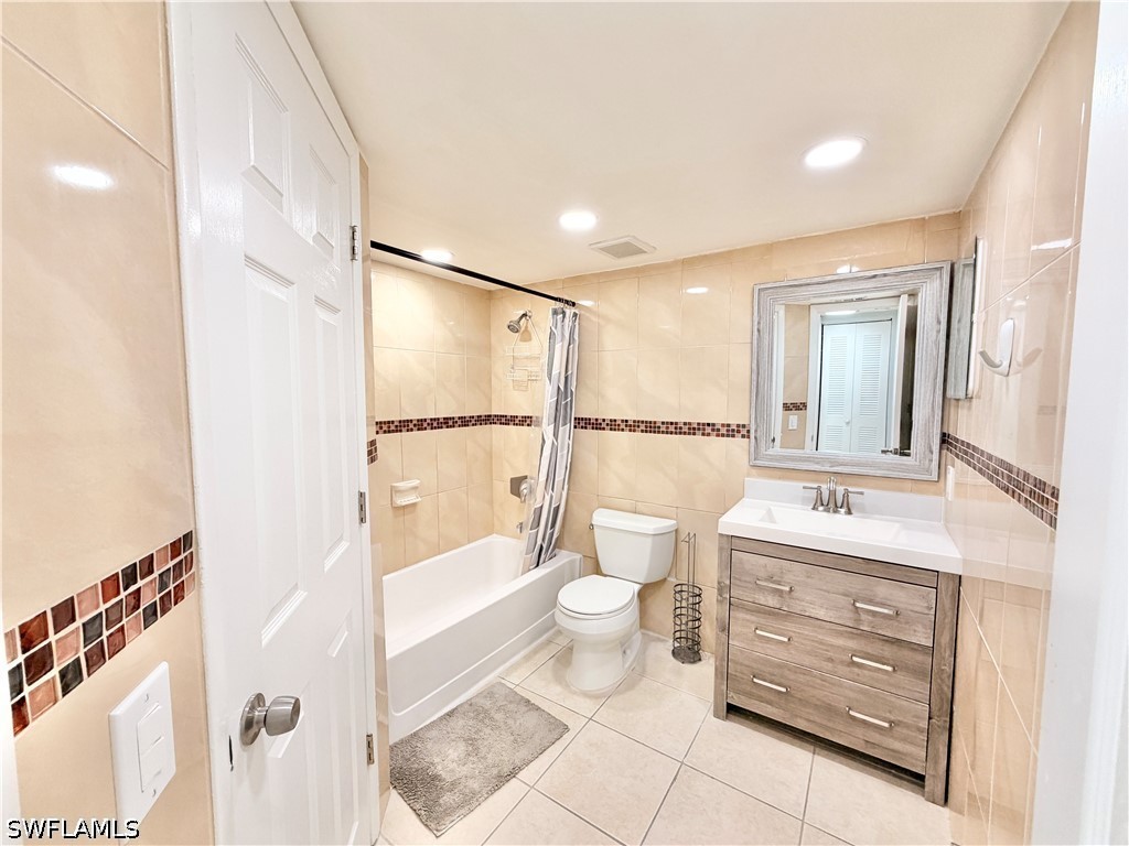 1 Bed Condominium for Sale in Granada Lakes, photo 11