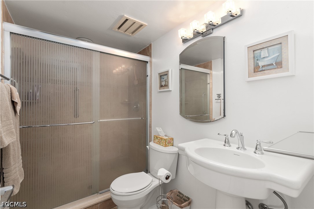 2 Bed Condominium for Sale in Cypress Condo, photo 11