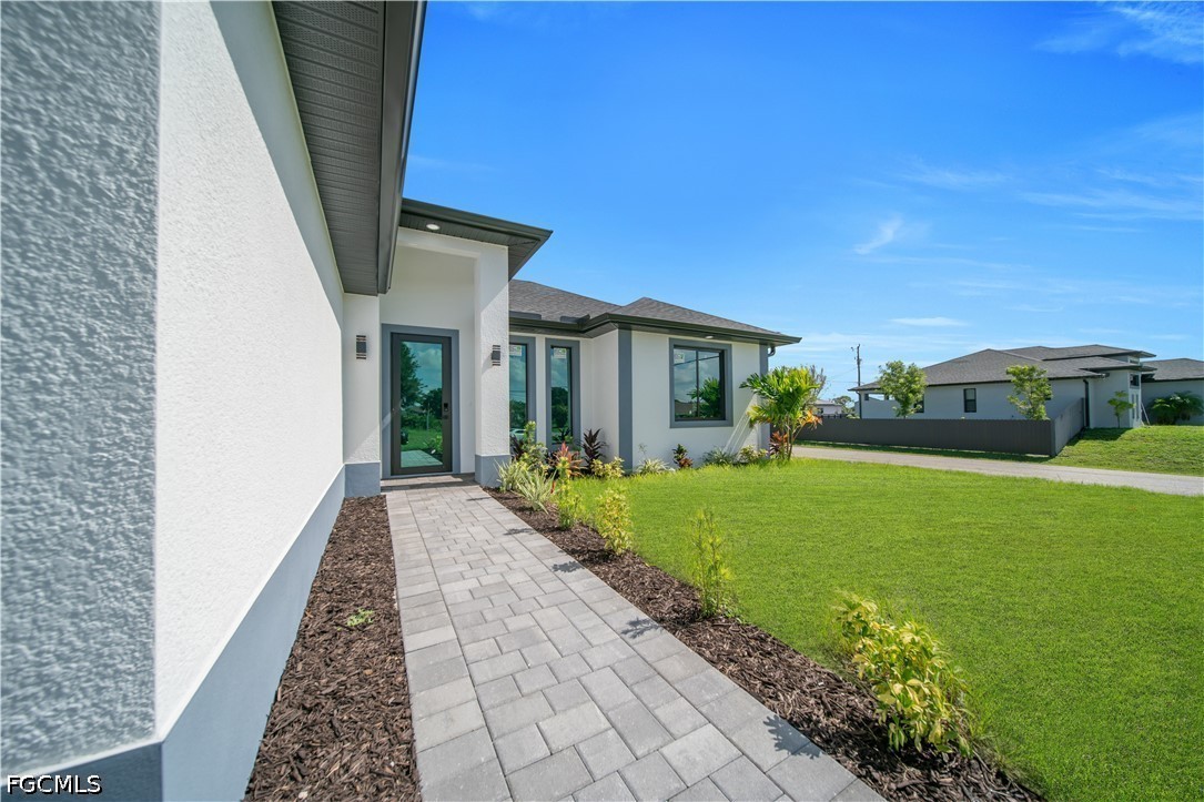 3 Bed SingleFamilyResidence for Sale in Cape Coral, photo 11