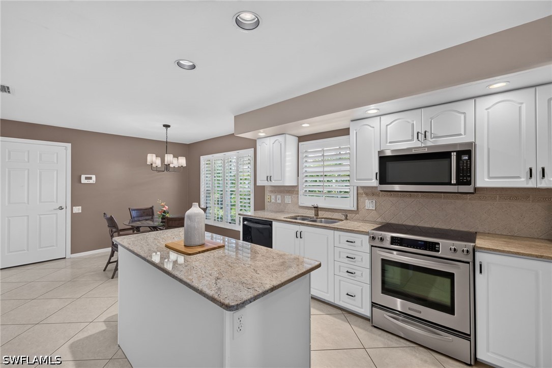 3 Bed SingleFamilyResidence for Sale in Villas, photo 11