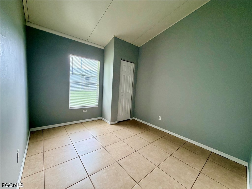 3 Bed SingleFamilyResidence for Sale in Cape Coral, photo 11