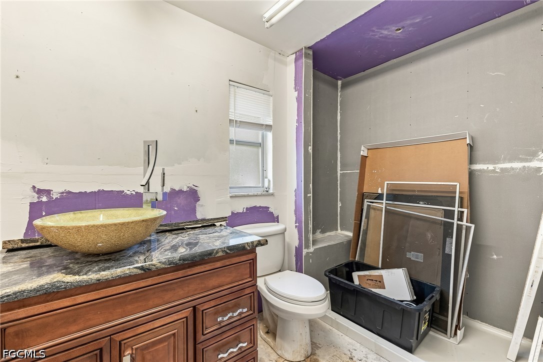 3 Bed Pool Home for Sale in Cape Coral, photo 11