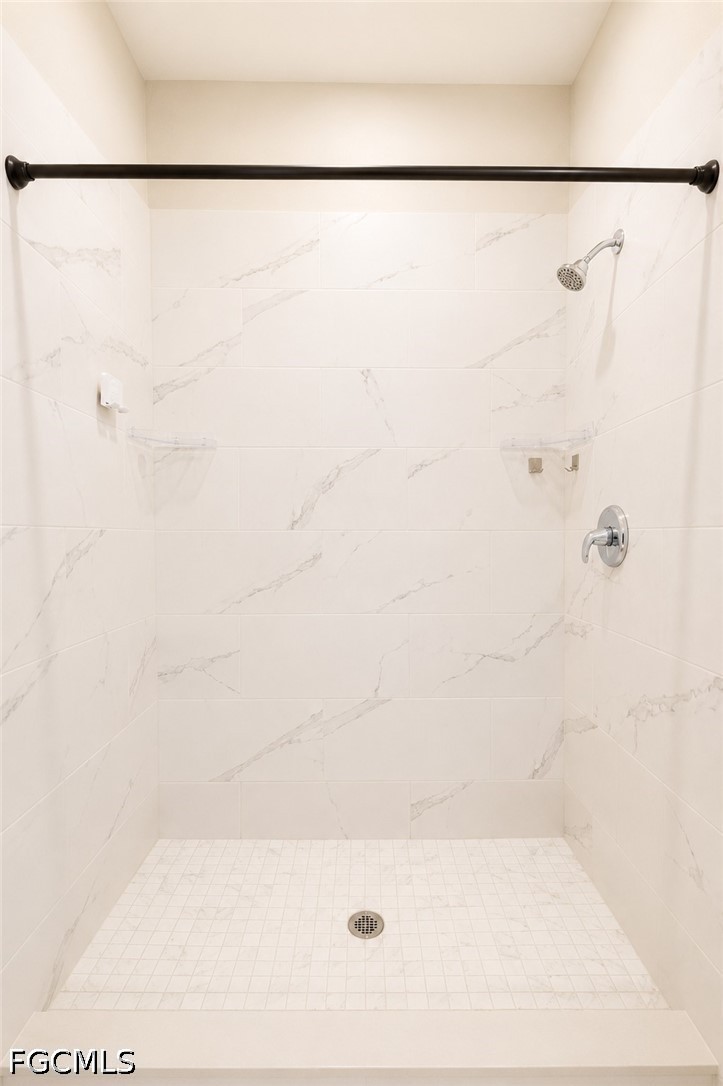 2 Bed Condominium for Sale in Cape Coral, photo 11