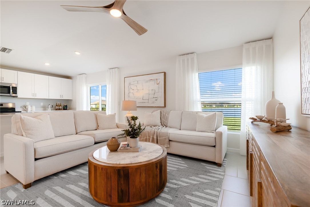 3 Bed SingleFamilyResidence for Sale in Cape Coral, photo 11
