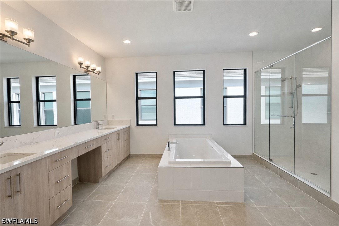 5 Bed Waterfront Home for Sale in Rivercreek, photo 11