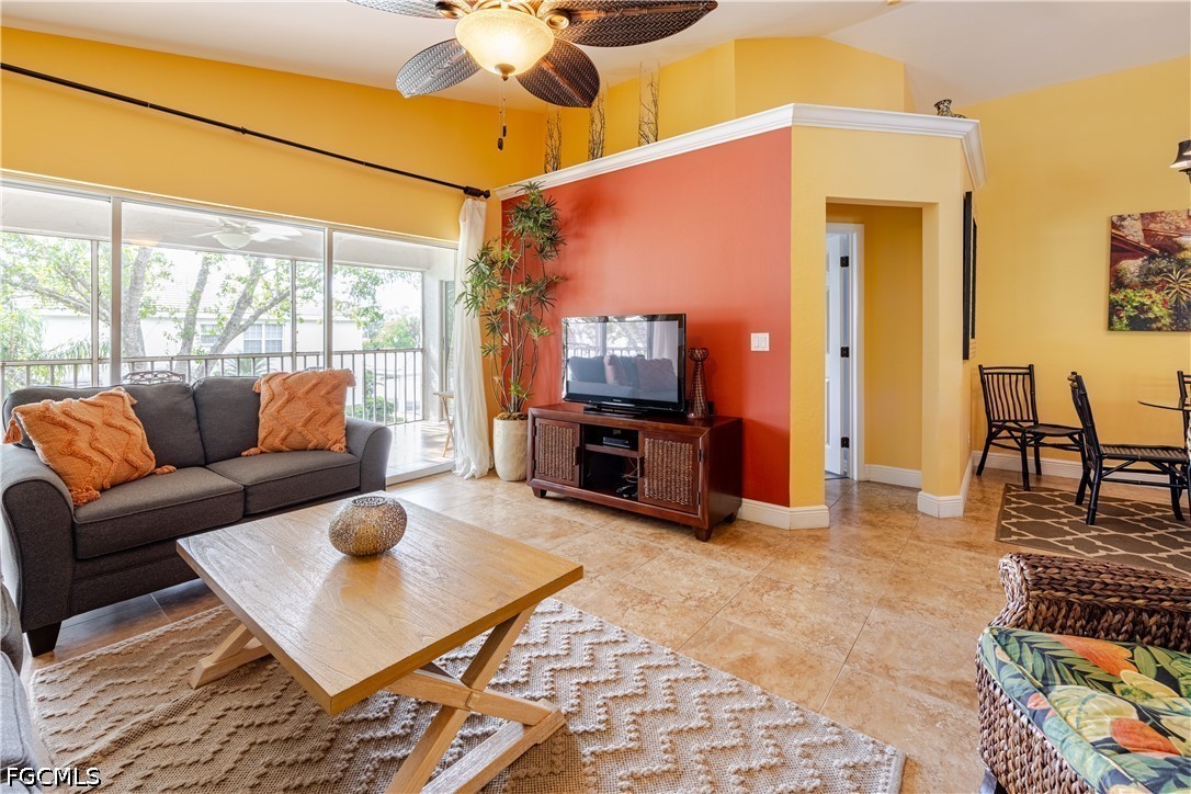 2 Bed Condominium for Sale in Naples, photo 11
