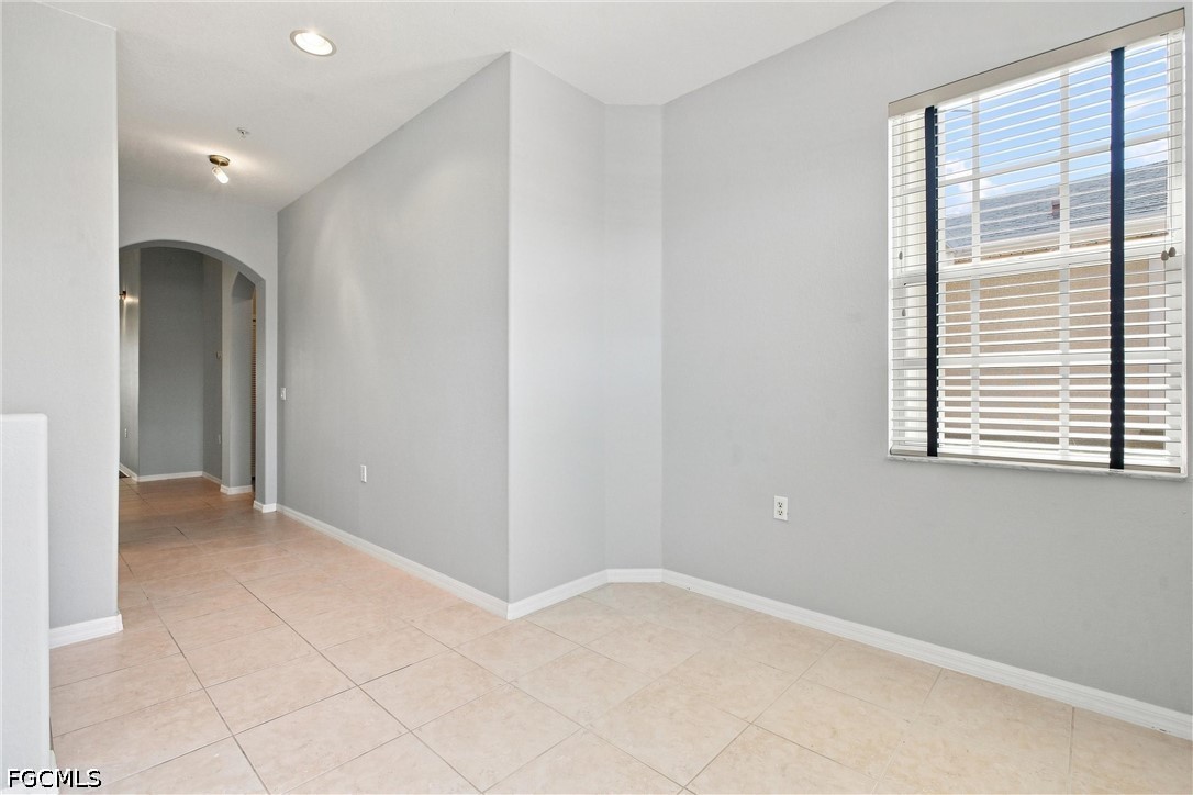 2 Bed Condominium for Sale in Calusa Palms, photo 11