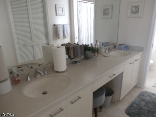 2 Bed Condominium for Sale in Manor, photo 11