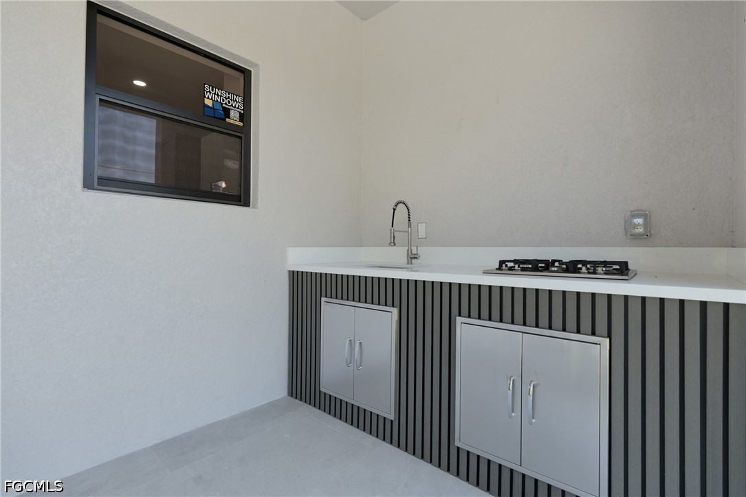 4 Bed SingleFamilyResidence for Sale in Lehigh Acres, photo 11