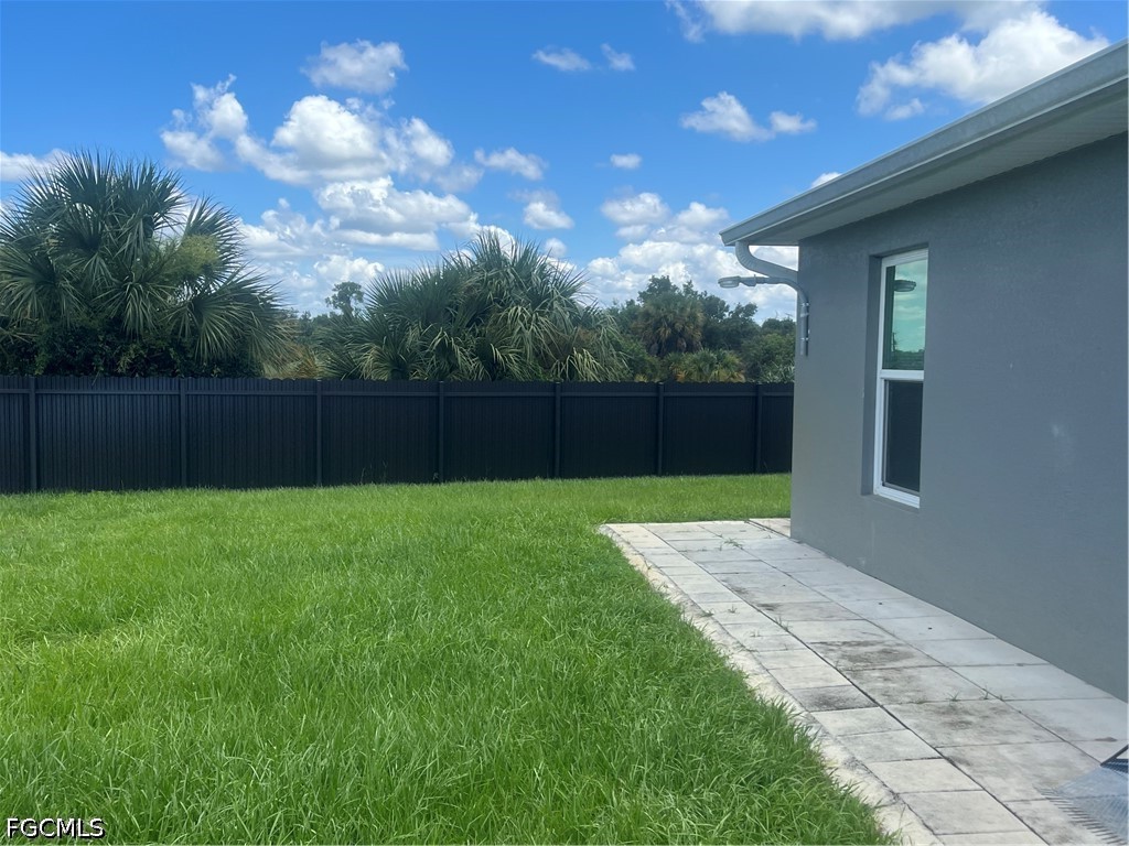 2 Bed SingleFamilyResidence for Sale in Labelle, photo 11