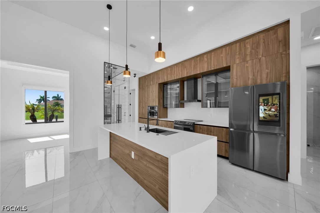 3 Bed Pool Home for Sale in Cape Coral, photo 11