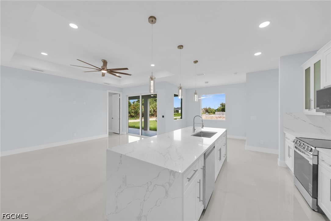 3 Bed SingleFamilyResidence for Sale in Lehigh Acres, photo 11