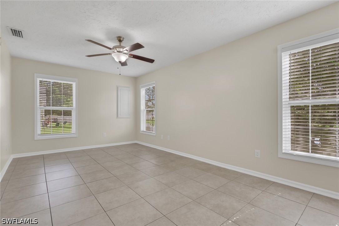 2 Bed Waterfront Home for Sale in Naples, photo 11