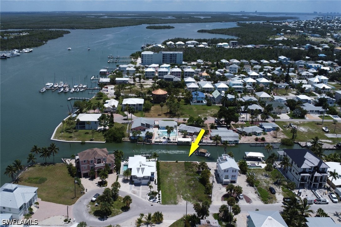 Waterfront Home for Sale in Gulf Bay View, photo 11