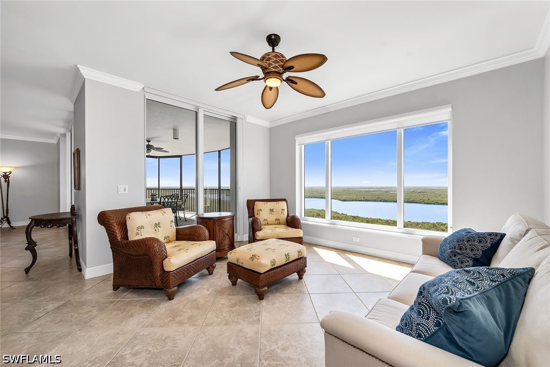 3 Bed Waterfront Home for Sale in Lesina, photo 11