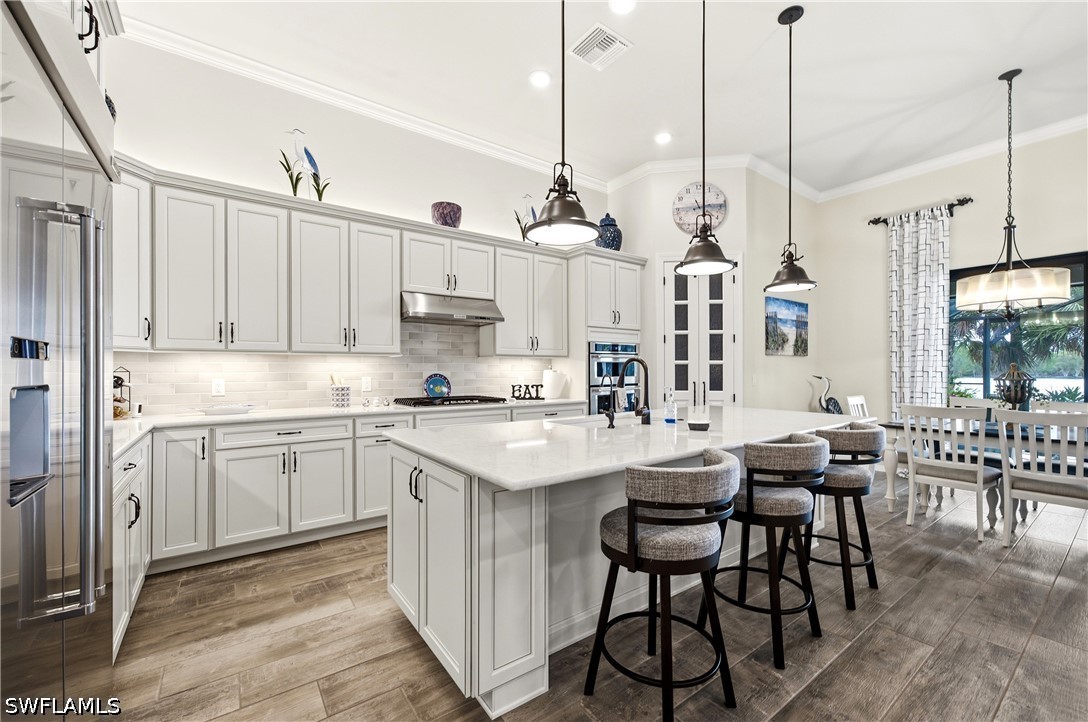 3 Bed Pool Home for Sale in Wildblue, photo 11