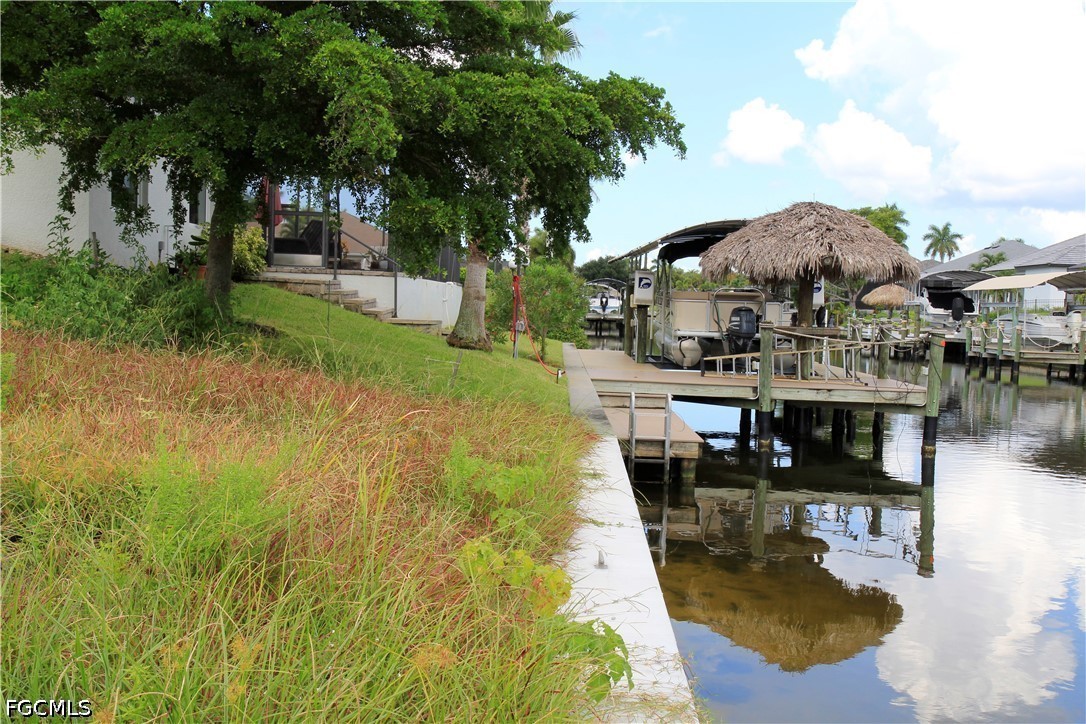 Waterfront Home for Sale in Cape Coral, photo 11