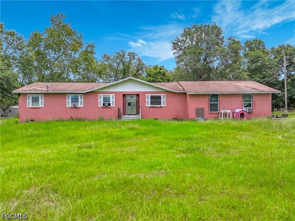 3 Bed SingleFamilyResidence for Sale in Acreage, photo 11
