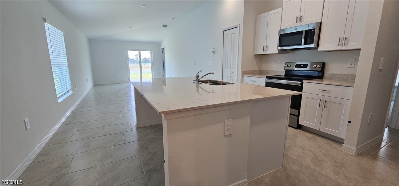 3 Bed Waterfront Home for Sale in Lehigh Acres, photo 11