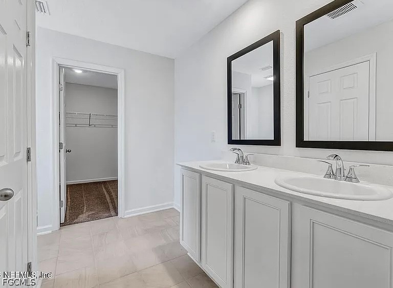 3 Bed SingleFamilyResidence for Sale in 6 Fairway Condo, photo 11