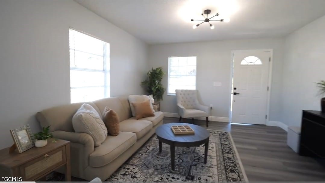 3 Bed SingleFamilyResidence for Sale in Acreage, photo 11