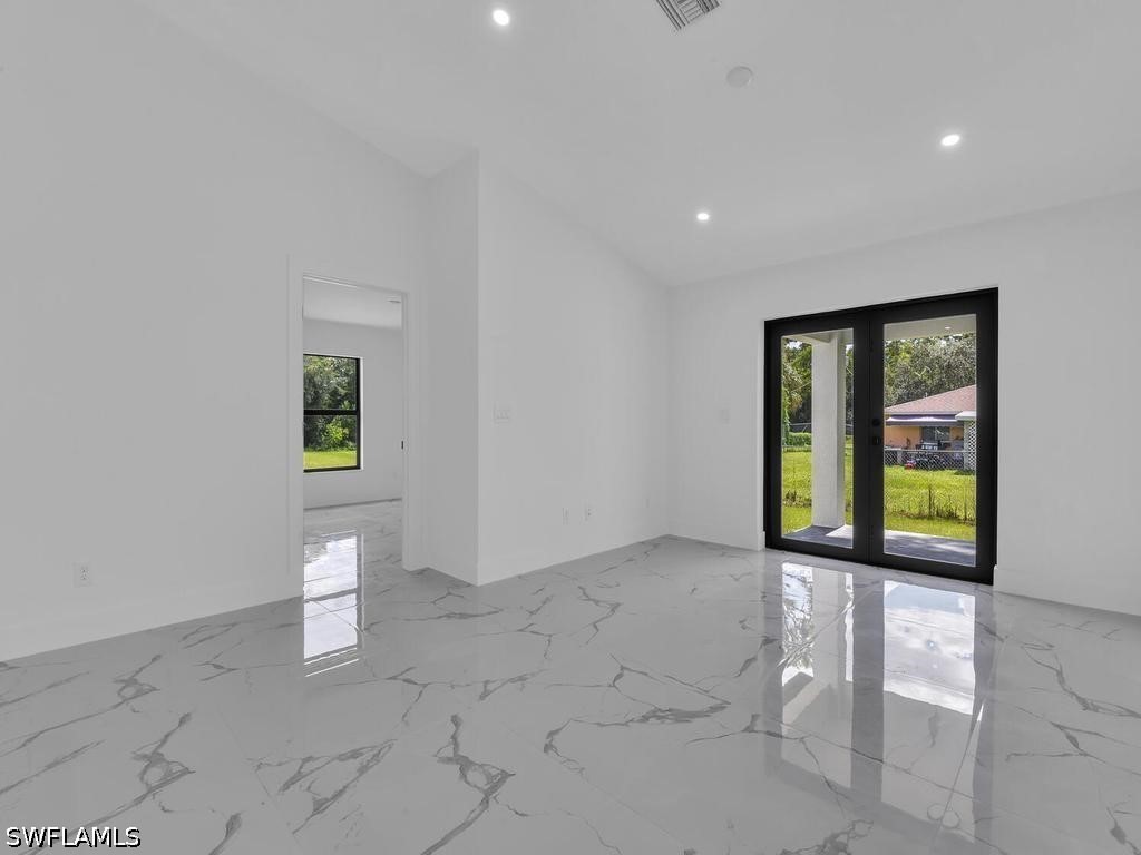 6 Bed Duplex for Sale in Lehigh Acres, photo 11