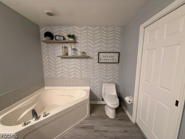 3 Bed SingleFamilyResidence for Sale in Fort Myers, photo 11