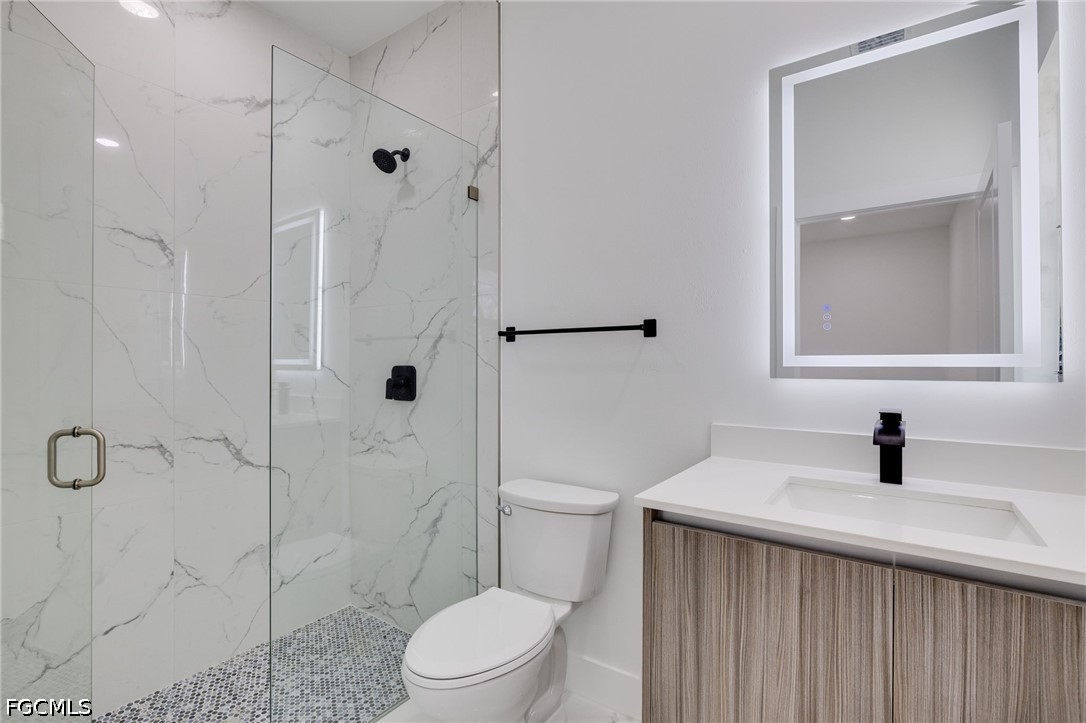 3 Bed SingleFamilyResidence for Sale in Lehigh Acres, photo 11