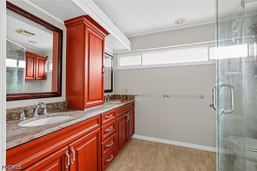 4 Bed Pool Home for Sale in Not Applicable, photo 11