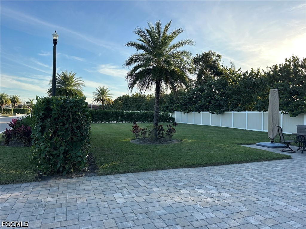 Residential for Sale in Fort Myers, photo 11