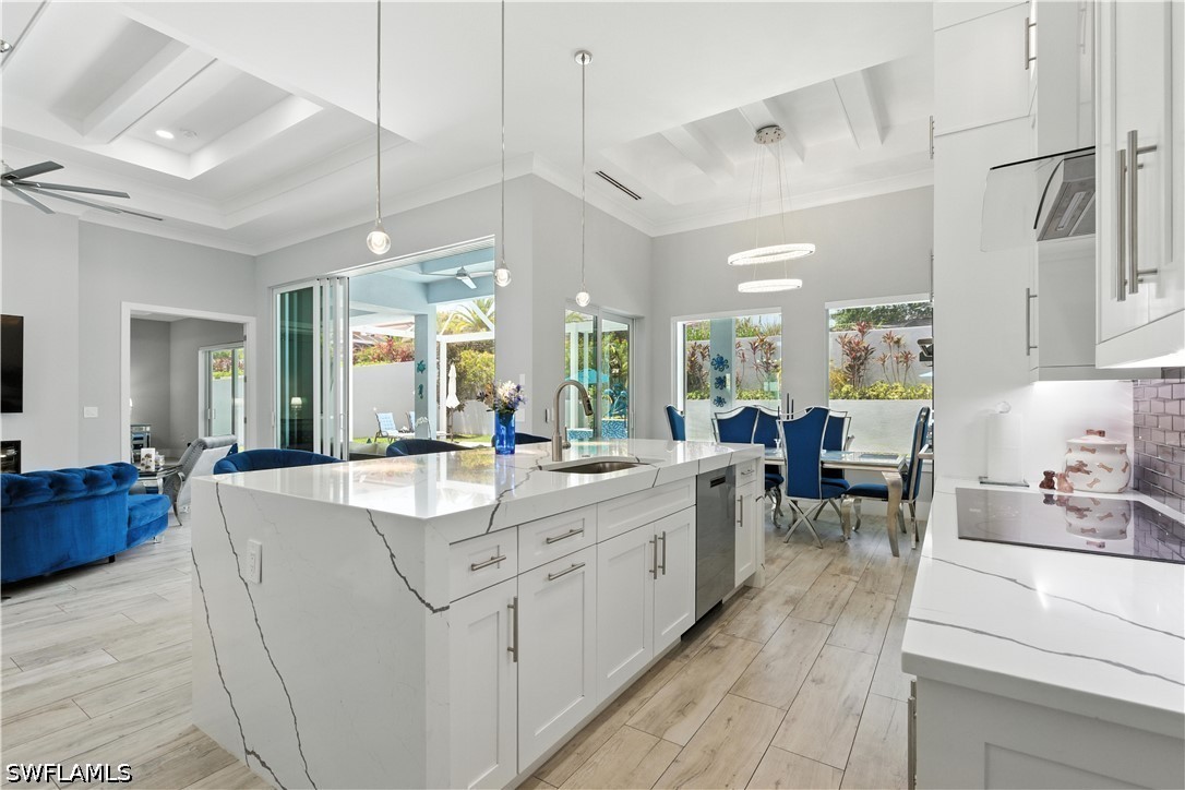 4 Bed Pool Home for Sale in Marco Island, photo 11
