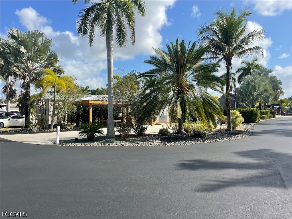 Residential for Sale in Fort Myers, photo 11