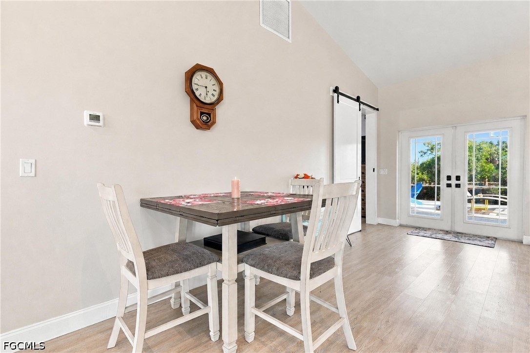 2 Bed Pool Home for Sale in St James City, photo 11