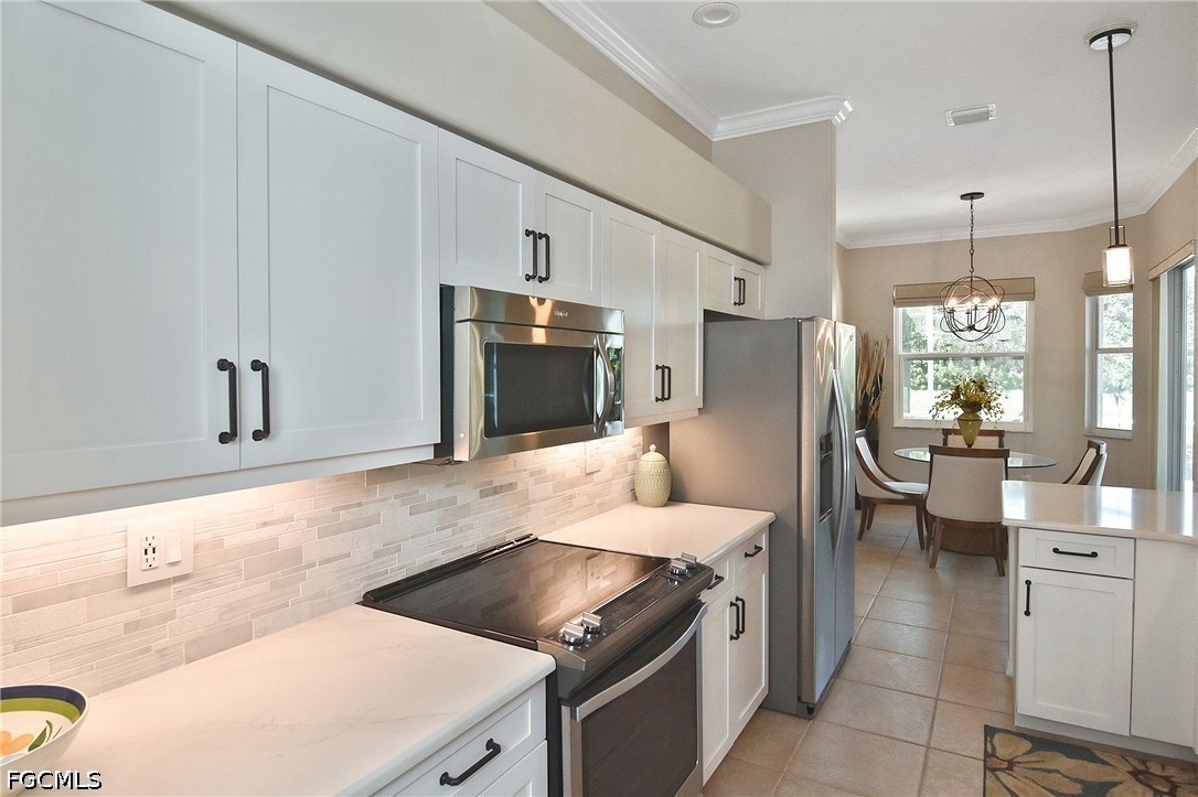 2 Bed Waterfront Home for Sale in Lakemont, photo 11