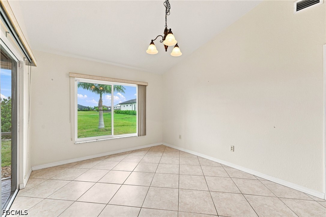 3 Bed SingleFamilyResidence for Sale in Cape Coral, photo 11