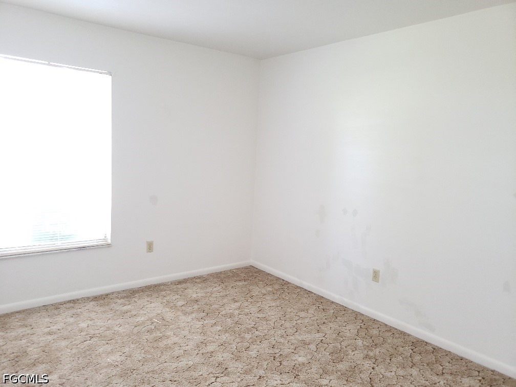 2 Bed Condominium for Sale in Cape Coral, photo 11
