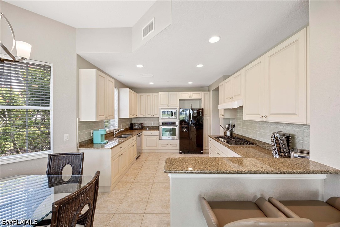3 Bed Condominium for Sale in Callista, photo 11