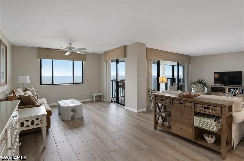 2 Bed Waterfront Home for Sale in Naples, photo 11